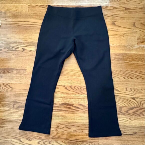 American Giant Black Stretch Capri Pants. Size 12. - Picture 1 of 6